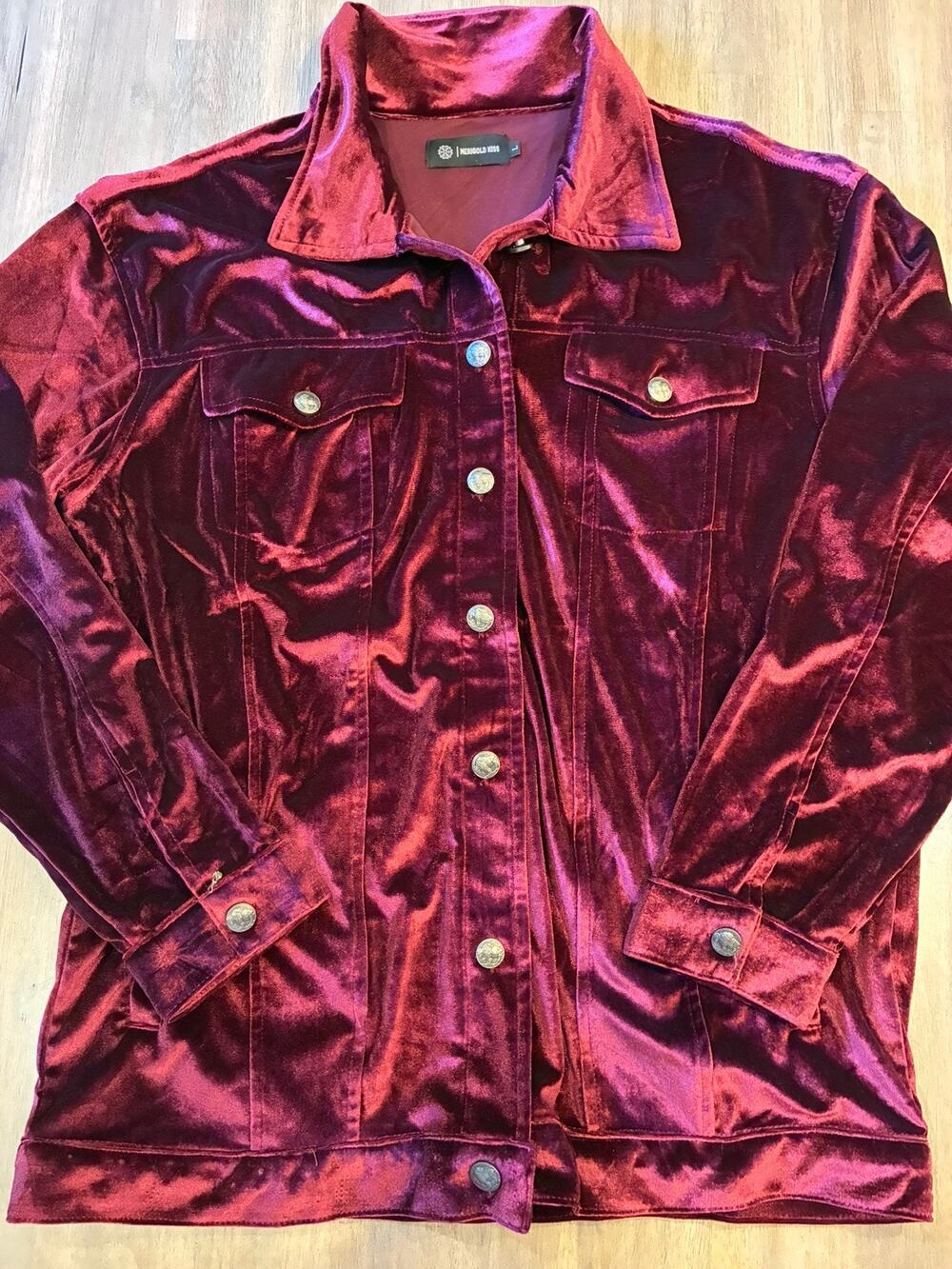 Merigold Kiss Burgundy Crushed Velvet Button Front Jacket Women’s Large